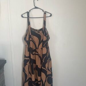 Chic Black and Tan Maxi Dress
